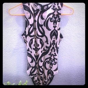 🌵ultra chic body suit🌵